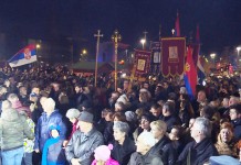 Nekoliko hiljada građana na molebanu u znak podrške braći u Crnoj Gori