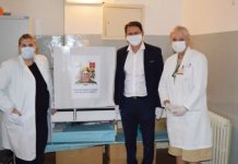 Vučetić uručio zaštitne maske i vizire Domu zdravlja Sokolac