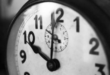 Policijski čas od 22.00 časa