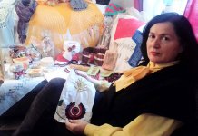 Zlatovez „Aurorinih“ tkalja