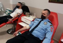 Krv dobrovoljno dala 53 policajca