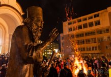 Bogosluženja i nalaganja badnjaka