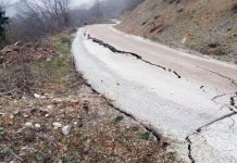 U toku sanacija klizišta na putu Foča – Šćepan Polje