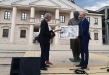 Handkeu uručena titula počasnog doktora nauka Univerziteta u Istočnom Sarajevu