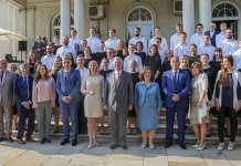 Karađorđеvići: Nagrađеno višе od 600 najboljih maturanata iz Srbijе i Srpskе