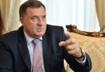 Odbaciti Inckovu odluku kroz institucije BiH, ako nema dogovora slijedi blokada