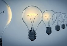 Preispitati odluku o povećanju cijene električne energije