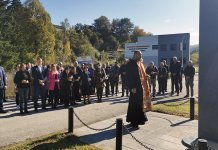 Služen pomen za 28 poginulih radnika fabrike „Famos“