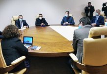 Počeo sastanak Viškovića sa gradonačelnikom i načelnicima