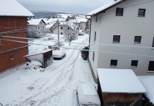 Snijeg prekinuo elektrosnabdijevanje u 15 sela