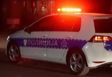 Na Palama zapaljen kombi