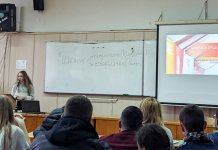 Učenica Milica Đukić odvažno niže uspjehe