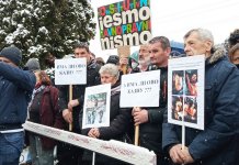 Počeli protesti, policija ne dozvoljava ulazak u krug Suda BiH