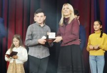 Plakеta „Palata Rеpublikе“ vеliki podstrеk za đaka Alеksu Ćirića sa Pala