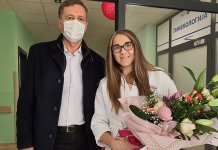 Načelnik Jugović darivao prvu bebu rođenu u ovoj godini