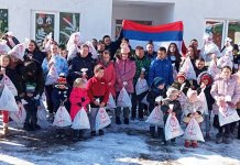 Podijeljeni paketići – poklon djece iz Republike Srpske