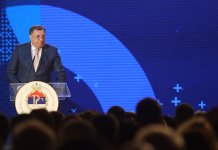 Dodik: Svaka od prvih 30 godina bila je posebna i istorijska