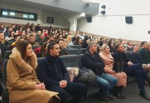 Odigrana predstava „Žene, novac, sudije“