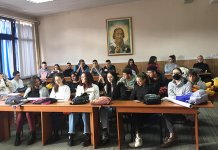 Institucionalno poboljšati status srpskog jezika