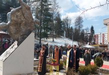 Kojić: U proteklom ratu ubijeno 450 srpske djece, a u logoru bilo više od 400