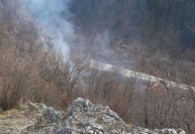 Tri požara izazvana paljenjem korova