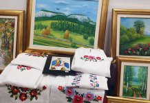 Deset izlagača predstavilo ručne radove