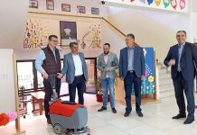 Osnovnoj školi „Petar Petrović NJegoš“ donirana mašina za čišćenje