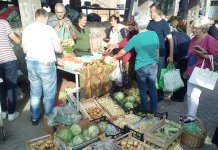 Cijene domaće hrane u makazama opšteg poskupljenja i slabe kupovne moći