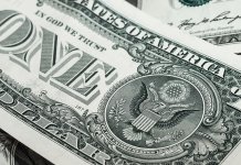 Pad evra prema dolaru – najveći u zadnjih 20 godina