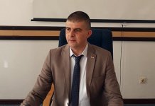 Шекара: Забрињава, али ни најмање не чуди што нема реакције амбасада