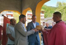 Služena liturgija u crkvi u Novoj Kasabi