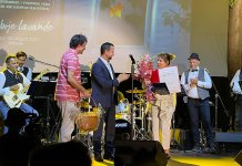 Vesni Trivalić i Branimiru Popoviću uručena nagrada „Zlatni platan“