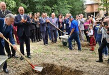 U Ritešiću položen kamen temeljac za izgradnju srpsko-ruskog sela