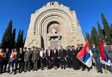 Milunović položio vijenac na spomenik na Zejtinliku