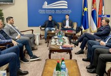 Vlada Vojvodine donira 100.000 KM za sportske terene, Zvorniku 50.000 KM