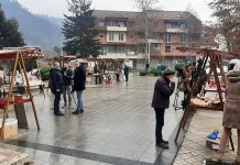 Počeo Novogodišnji sajam kreativaca