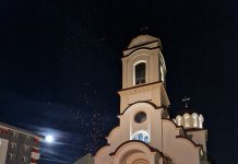 Nakon bogosluženja naloženi badnjaci