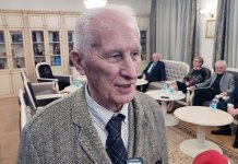 Bećković: Momo Kapor svojim bitisanjem slavio život