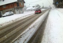 Zastoj prave vozila koja ne koriste zimsku opremu