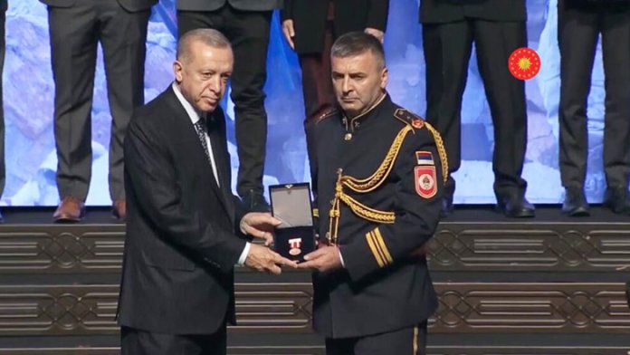 erdogan-novitovic-23