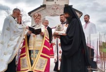 Osveštani temelji i položen kamen temeljac priprate hrama u Ozerkovićima