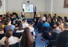 Osnovcima ukazano na opasnosti od oružja