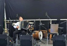 Mladi virtuoz na harmonici Đorđe Perić oduševio publiku u Gracu