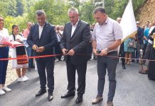 Višković i Kraljević otvorili dionicu puta Luke-Brda