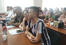 Ugovori o stipendiranju potpisani sa 49 studenata