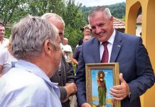 Вишковић: Саборност и поштовање традиције рецепт за опстанак Срба