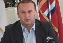 Важно показати да постоје људи који смију да кажу шта не може проћи