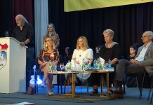 Представљена књига Бранка Перића „Твој нас уздиже стих“