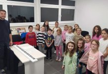 Сваког понедјељка аудиција за пријем нових чланова