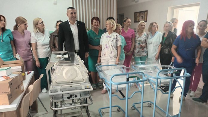 bolnica-zvornik-transportni-inkubator-nov-23